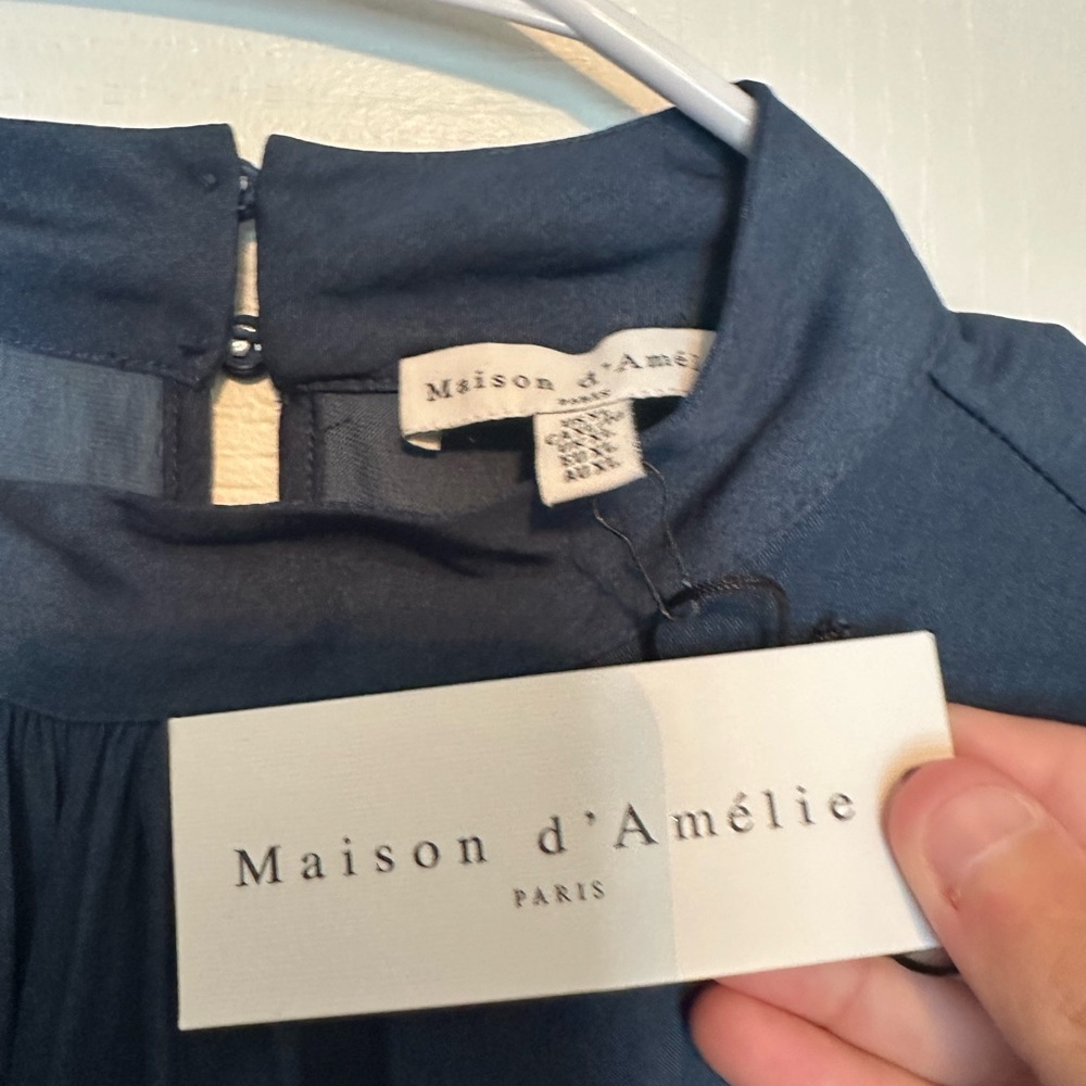 NWT Maison d’Amelie Blouse with button details - Picture 4 of 4